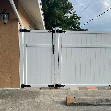 Blue Sky Fort Myers Exterior foto