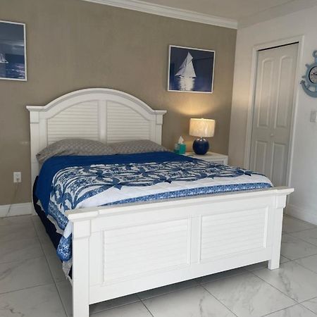 Blue Sky Fort Myers Exterior foto